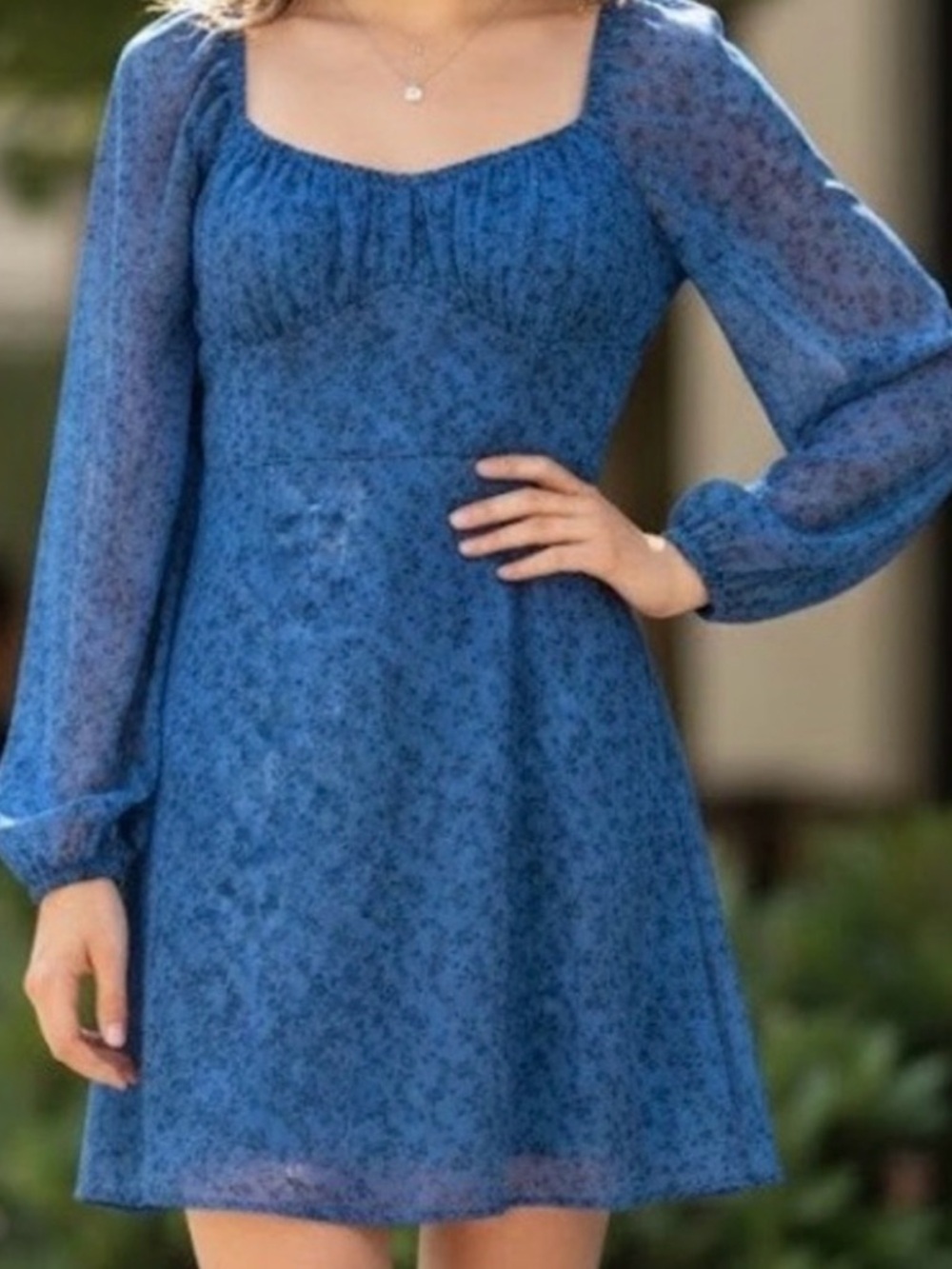 NWT Hollister Y2K Babydoll Floral Long Sleeved Mini Dress. Blue/Black. Size XL